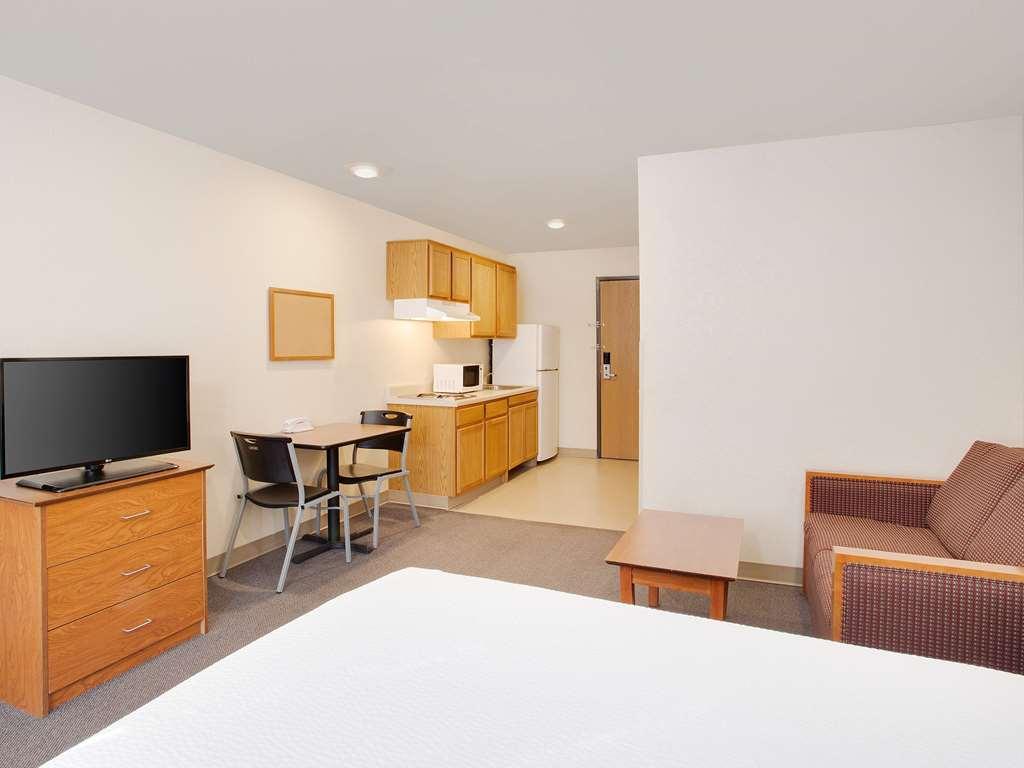 Extended Stay America Select Suites - Wichita - North Chambre photo