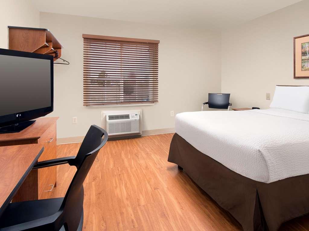 Extended Stay America Select Suites - Wichita - North Chambre photo