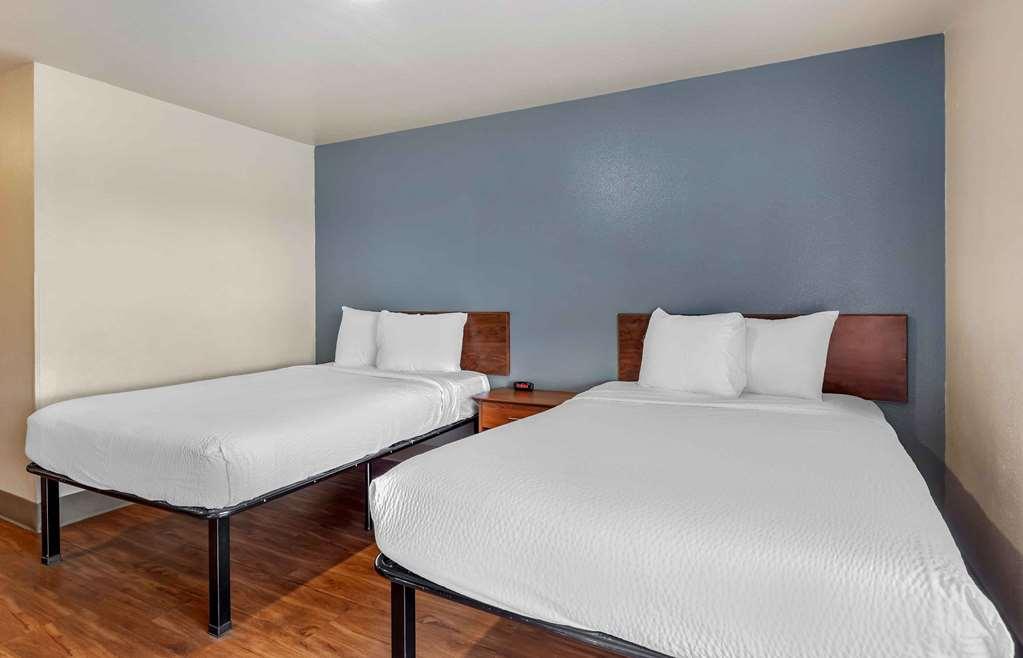Extended Stay America Select Suites - Wichita - North Chambre photo