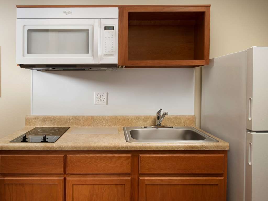 Extended Stay America Select Suites - Wichita - North Chambre photo